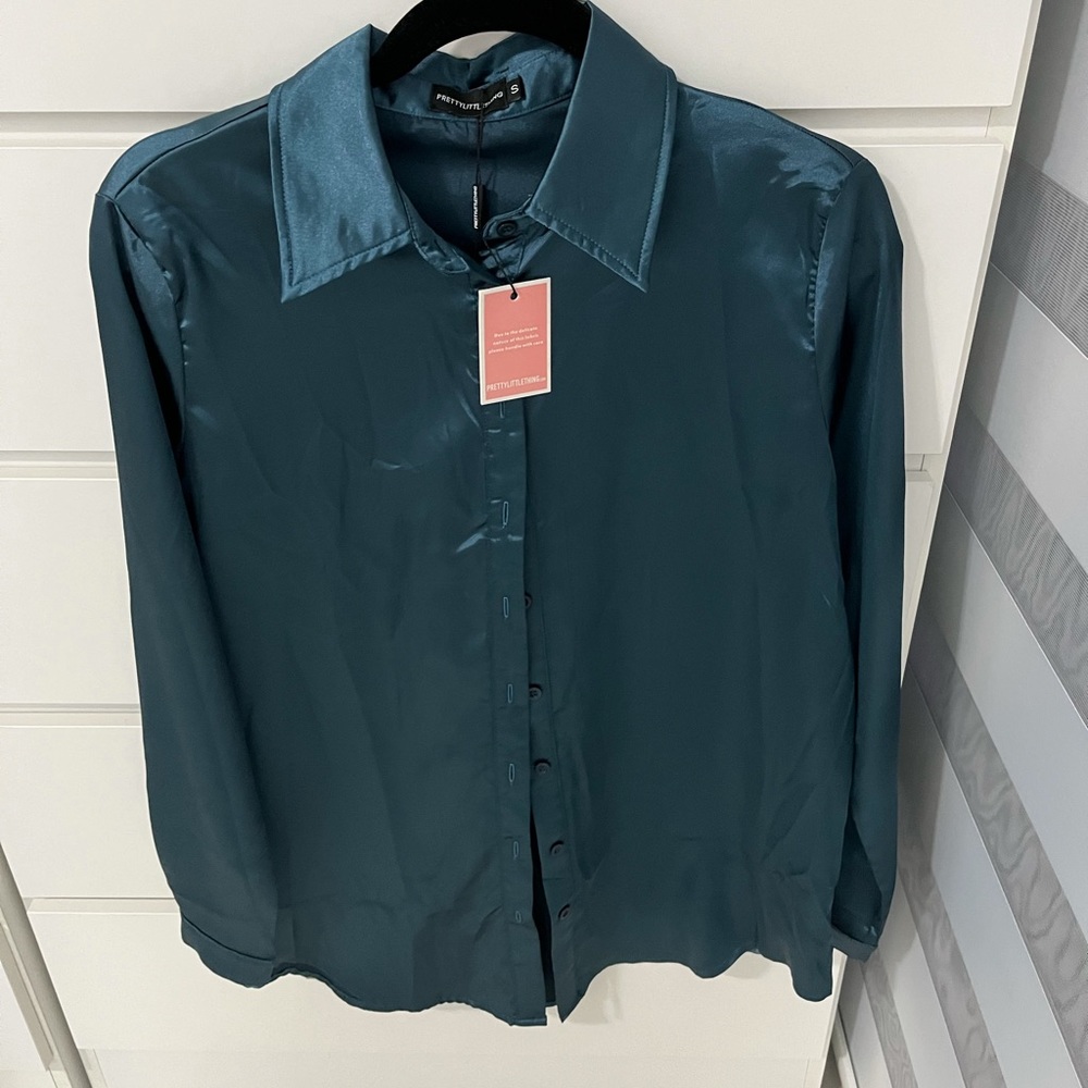 Silk Blouse w. Tags